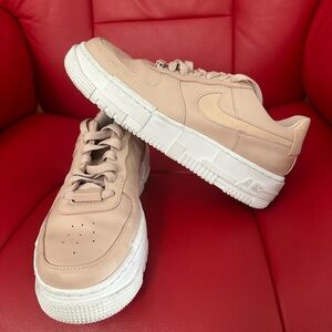 Women’s Nike Air Force 1 One Pixel Low Particle Beige - 8.5